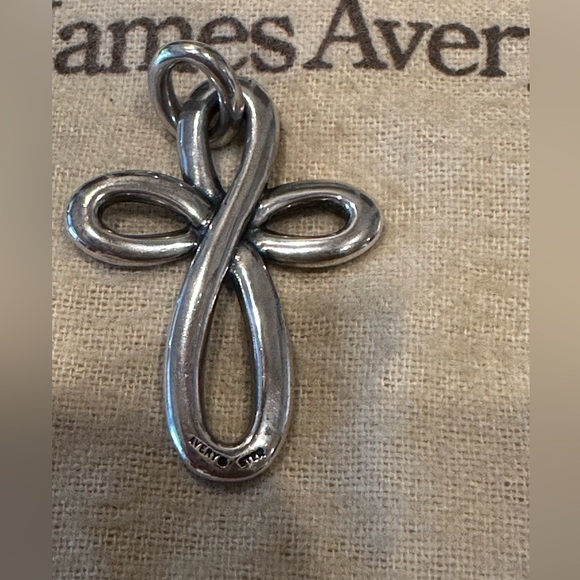 Retired James Avery Eternal Loop Cross Pendant - Picture 6 of 15
